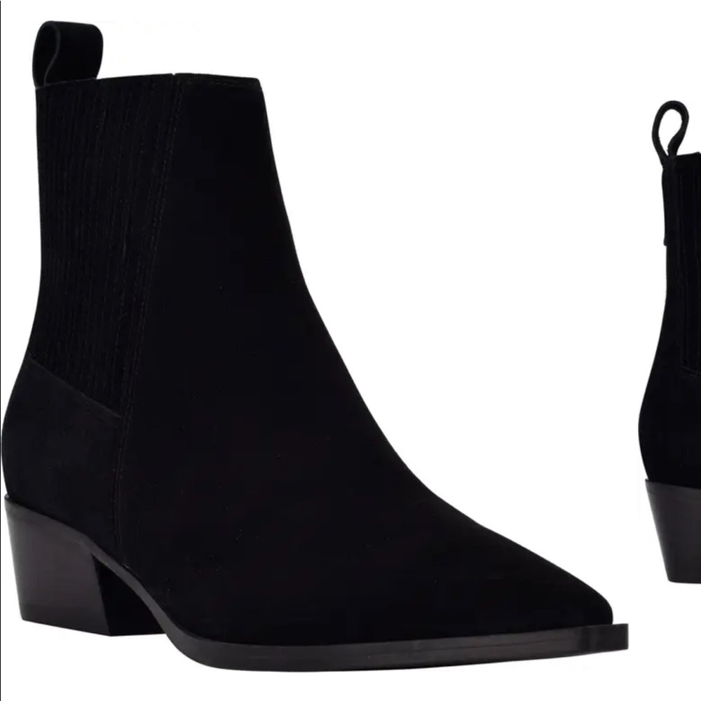 Marc Fisher size 9 Suede Bootie